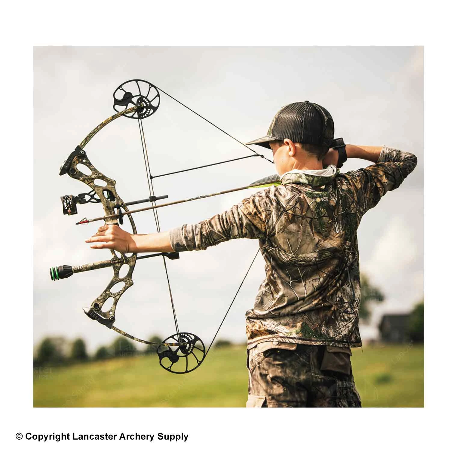 Hoyt Kobalt Youth Bow Package (Camo Colors)